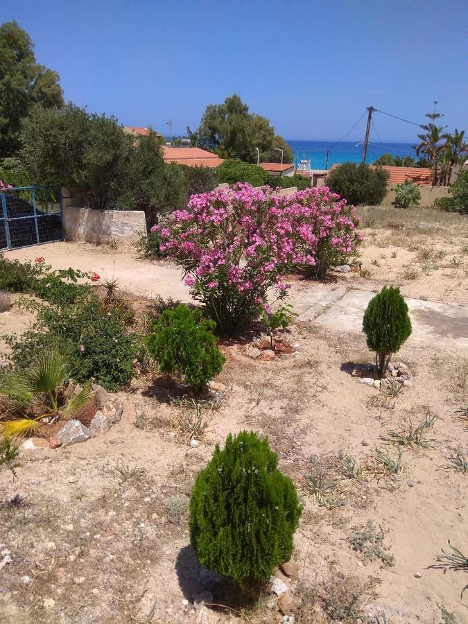 Vila Stavros Sea Bungalow Exteriér fotografie